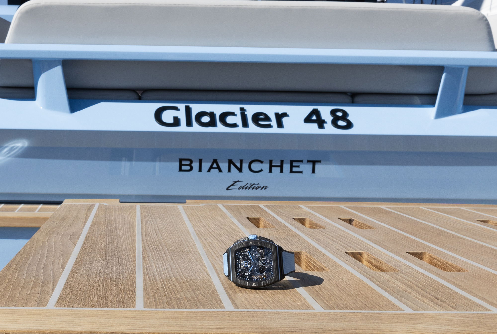 Flying Tourbillon Grande Date B1.618 Carbon Sky Blue - Image 9