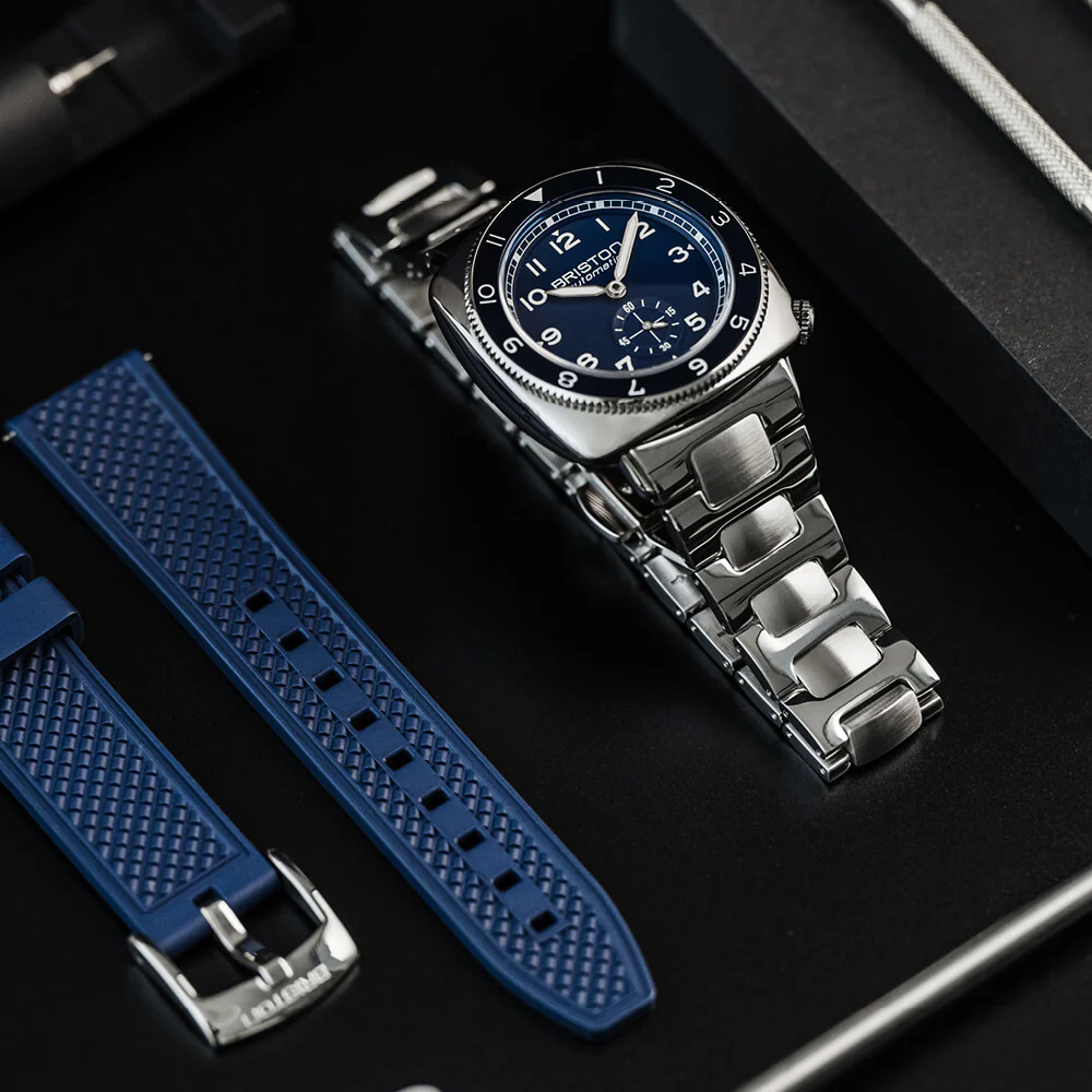 Clubmaster Legend Small Second Steel Navy Blue - Image 4
