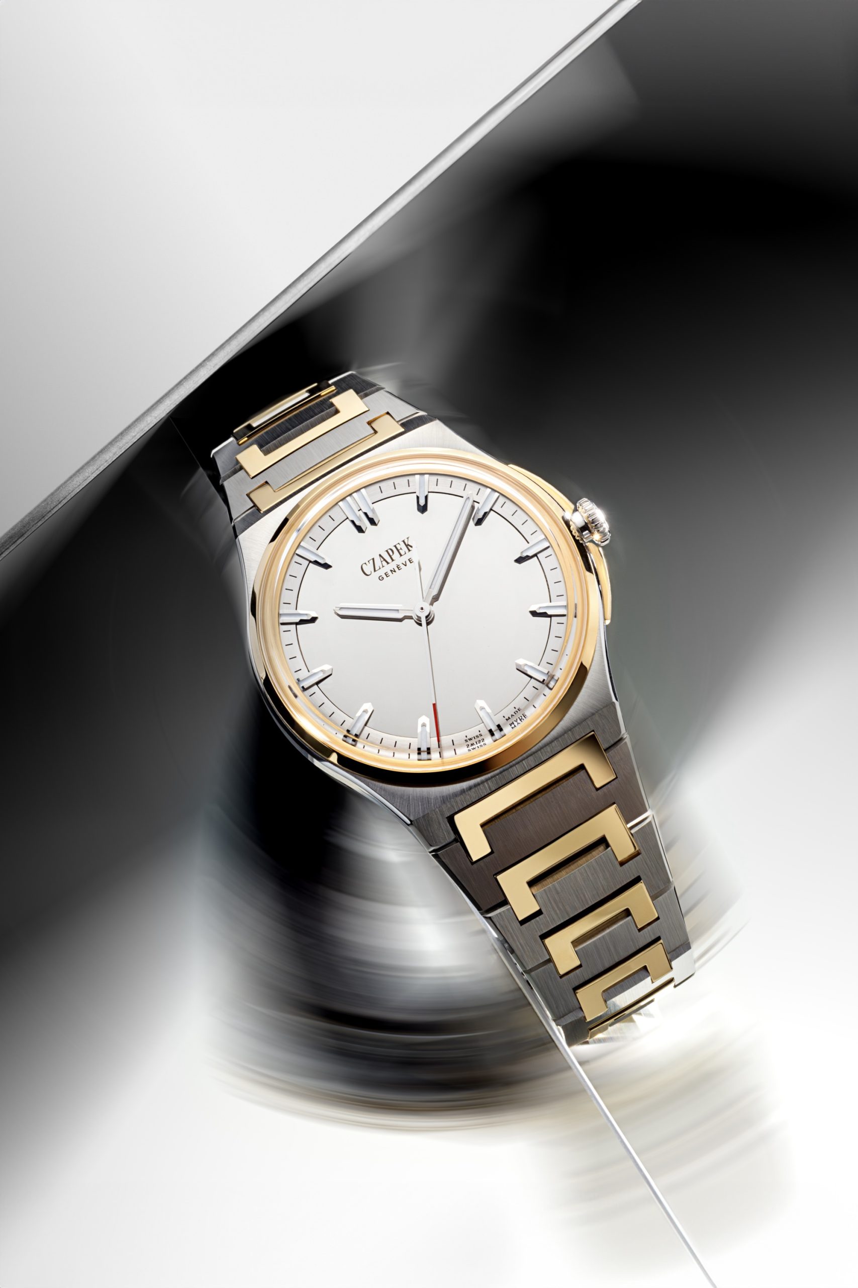 Antarctique S Mirrored Sincere Platinum Jubilee Edition - Image 9