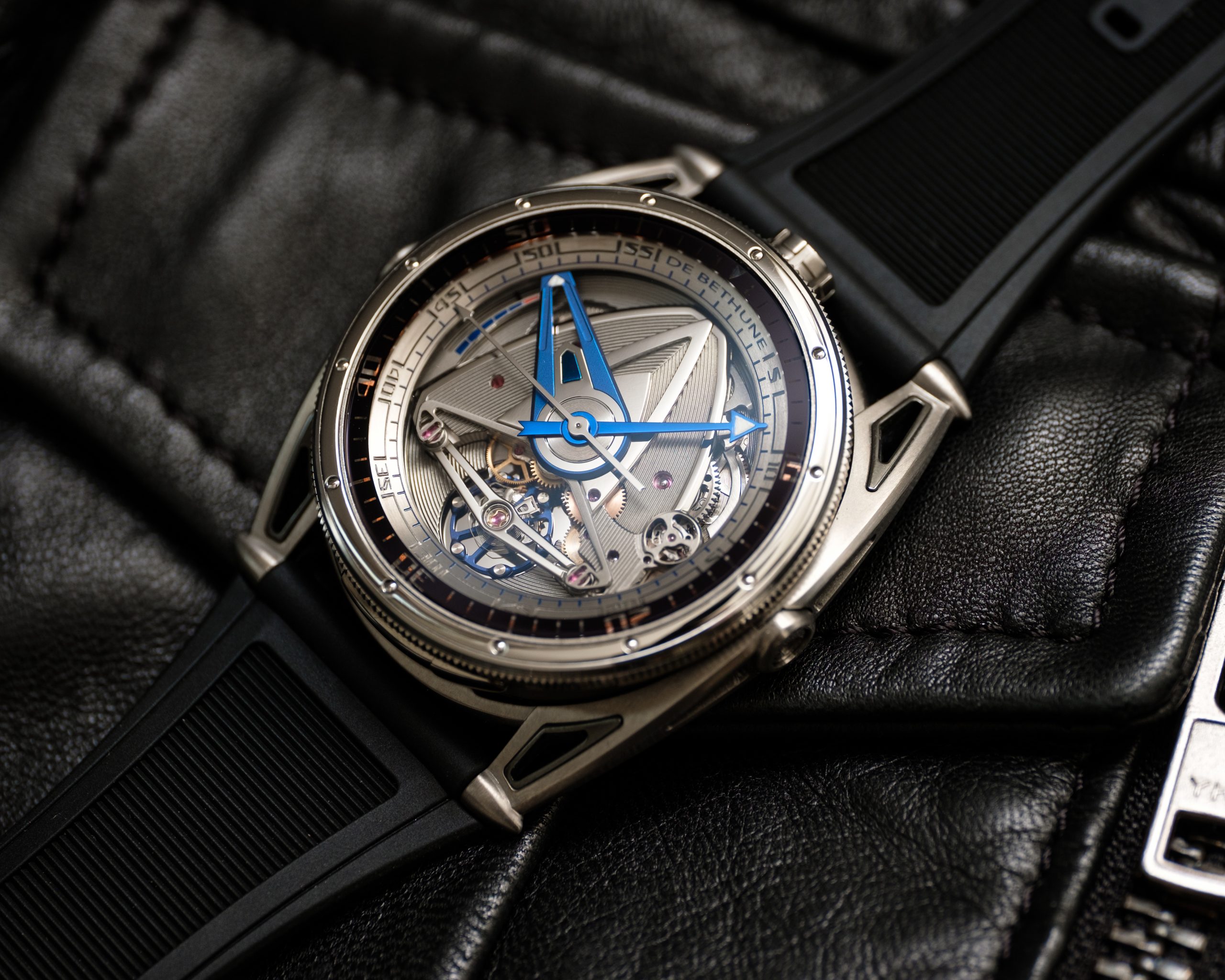 DB28 GS GRAND BLEU - Image 8