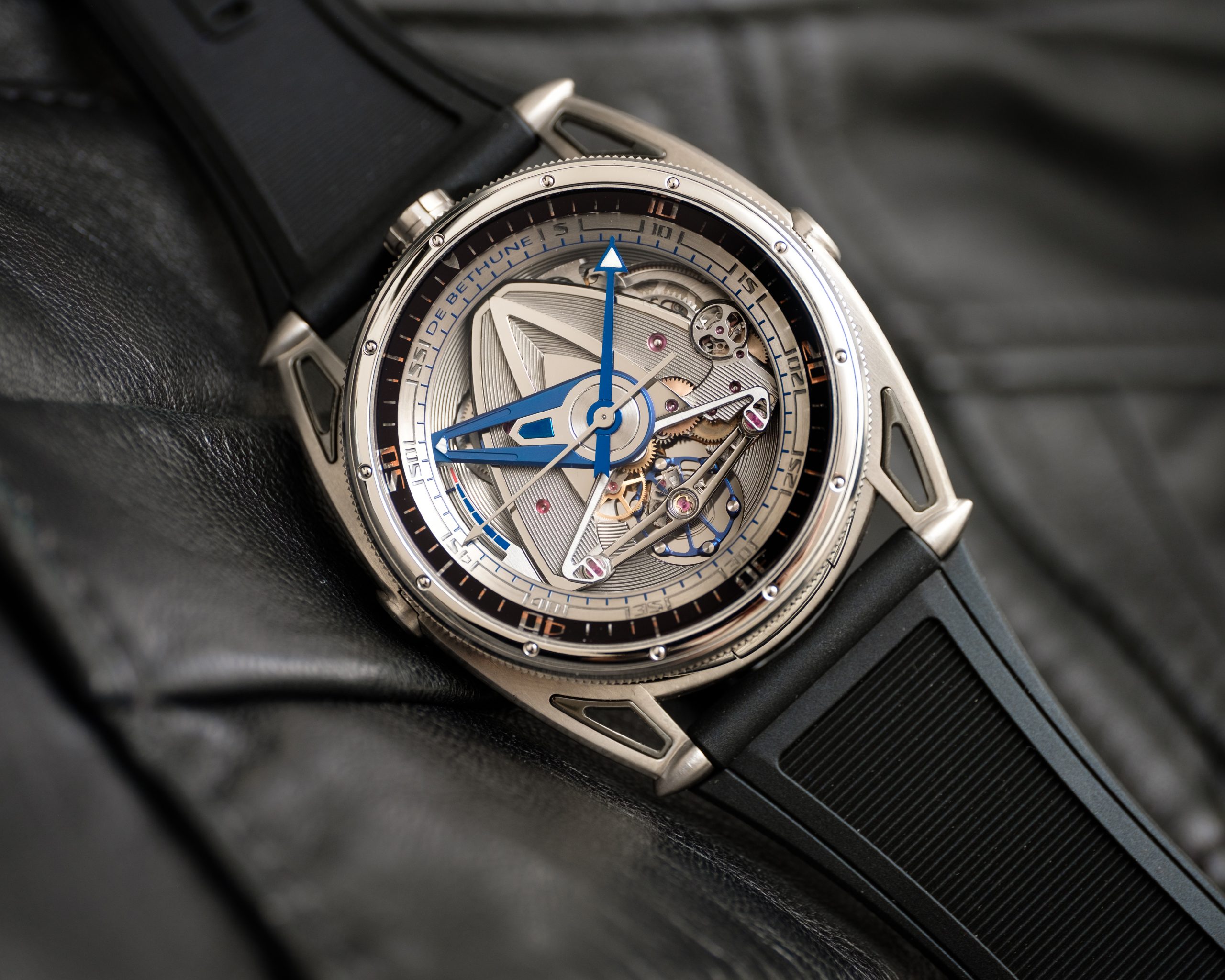 DB28 GS GRAND BLEU - Image 9