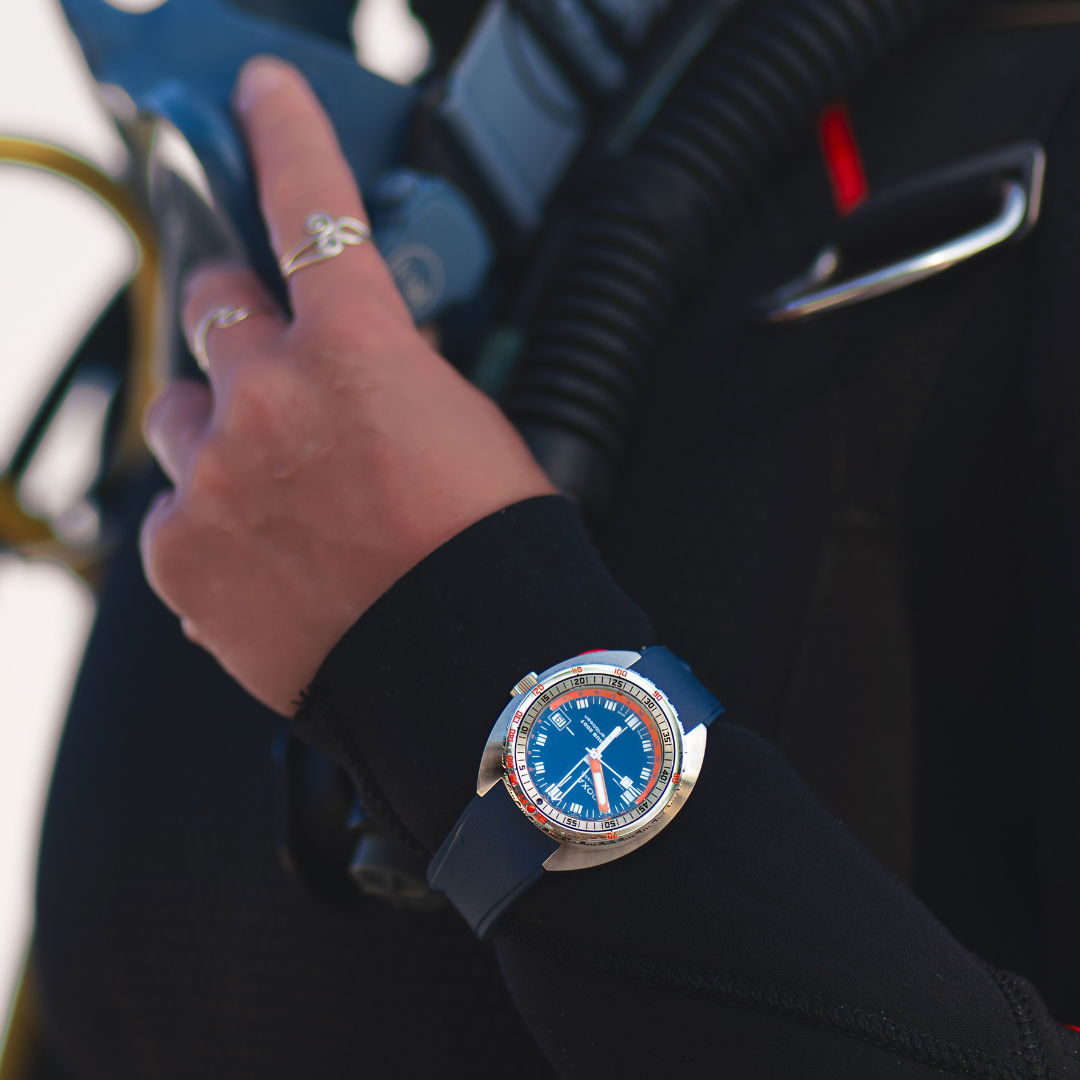SUB 250T GMT Caribbean - Image 8