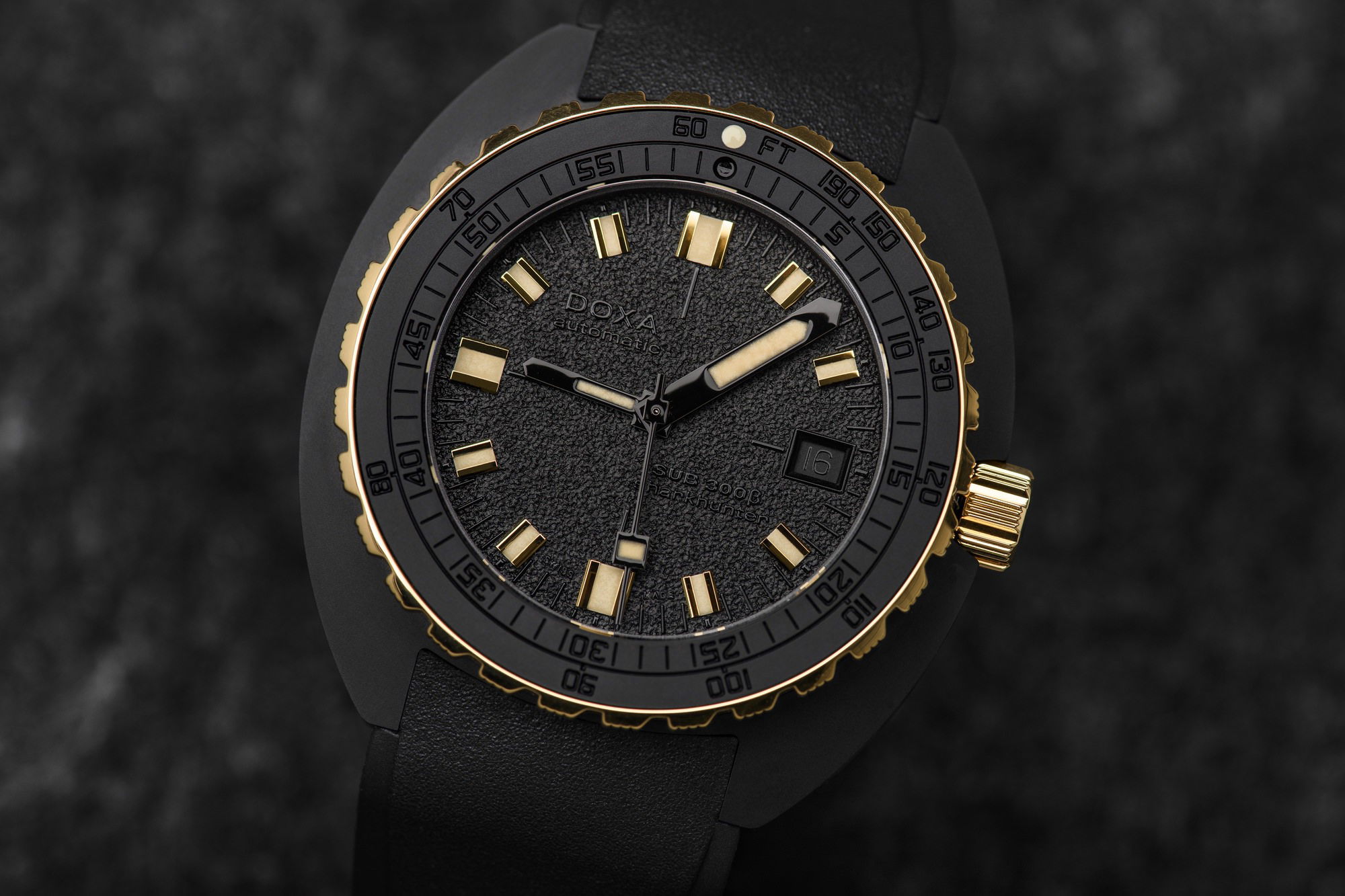 SUB 300β Sharkhunter - Image 3