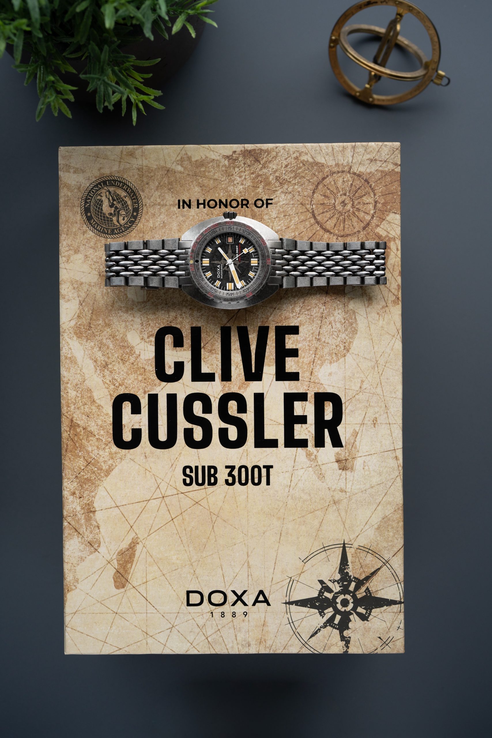 SUB 300T Sharkhunter Clive Cussler - Image 3