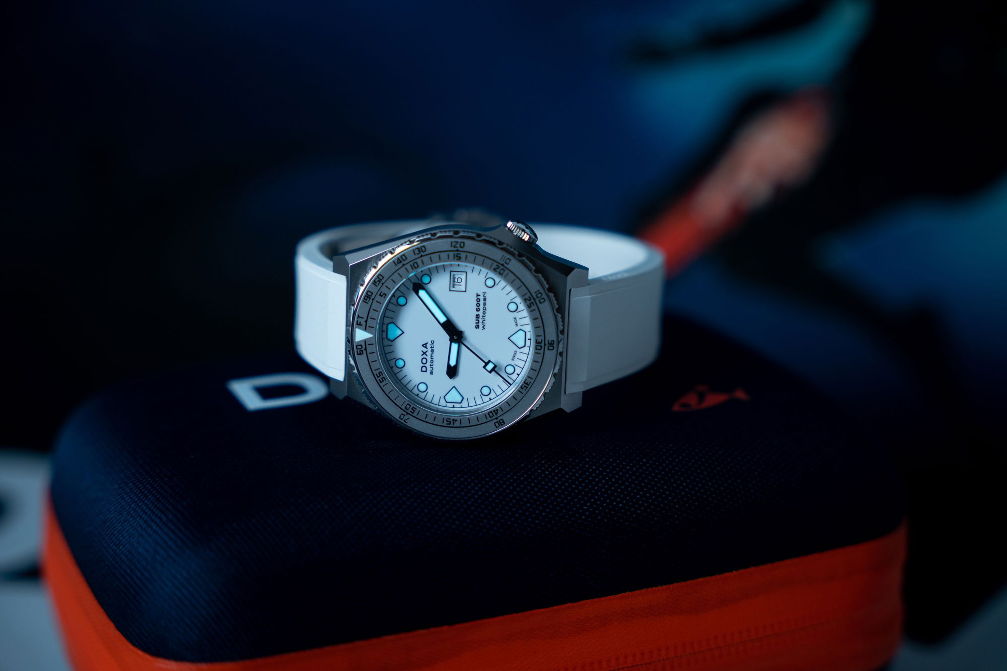 SUB 600T Whitepearl Ceramic Bezel - Image 5