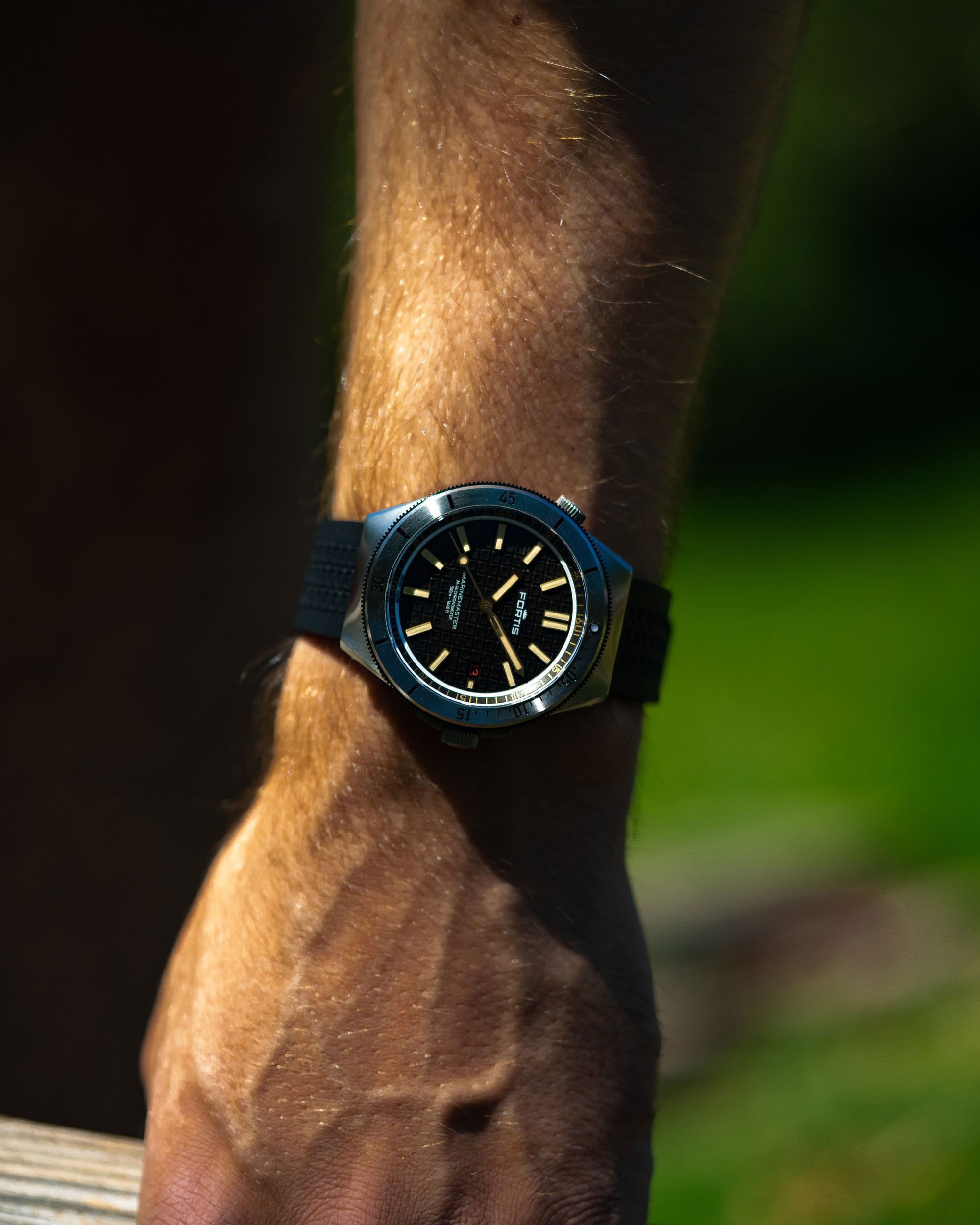 Marinemaster M-44 Black Resin - Image 13