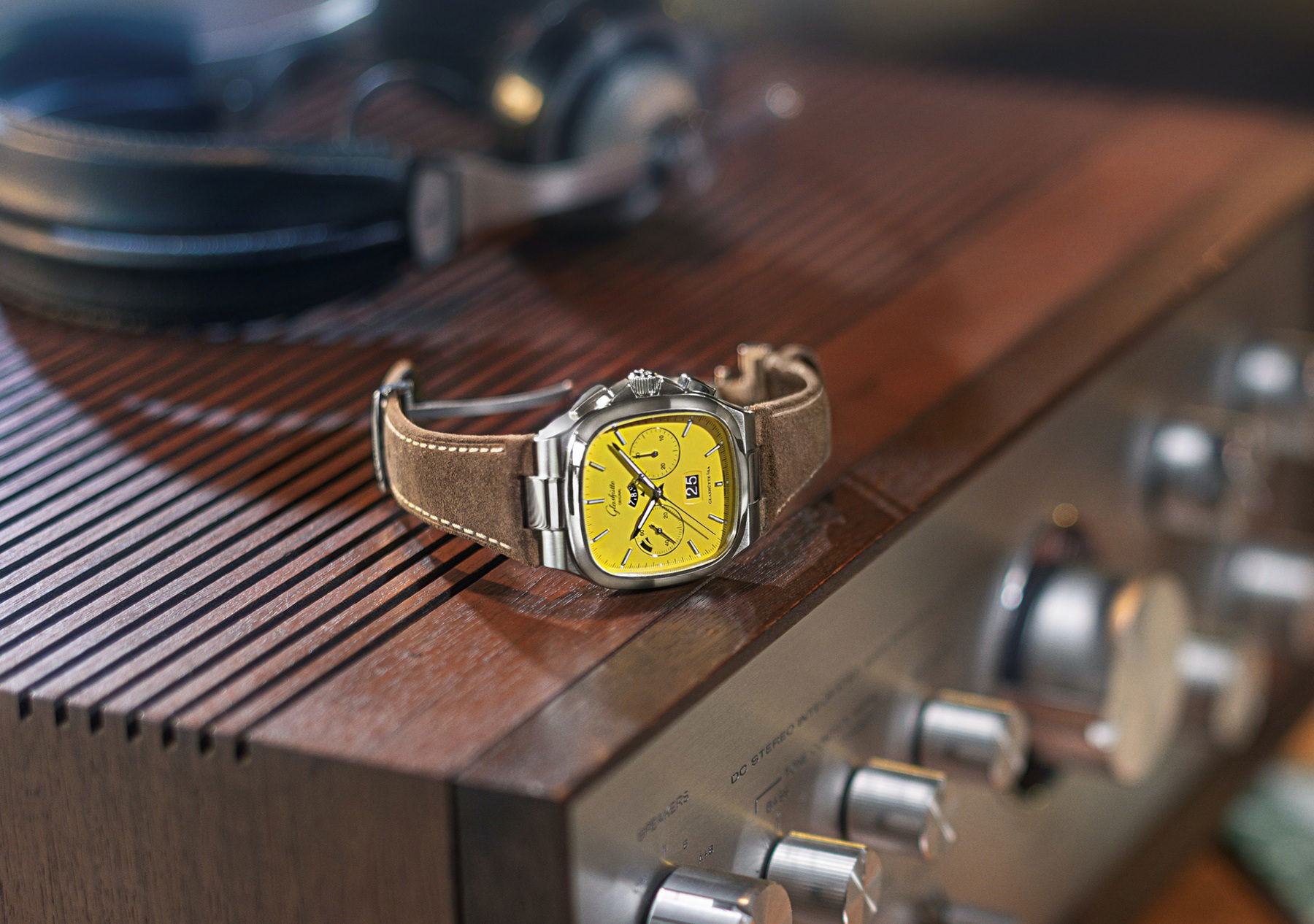 Seventies Chronograph Panorama Date - Image 4