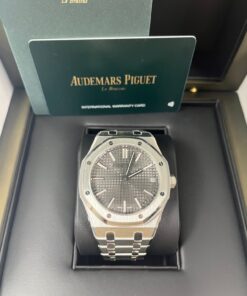 Alternative view of Audemars Piguet Royal Oak Selfwinding Grey Dial 41mm Steel Ref. 15510ST.OO.1320ST.10