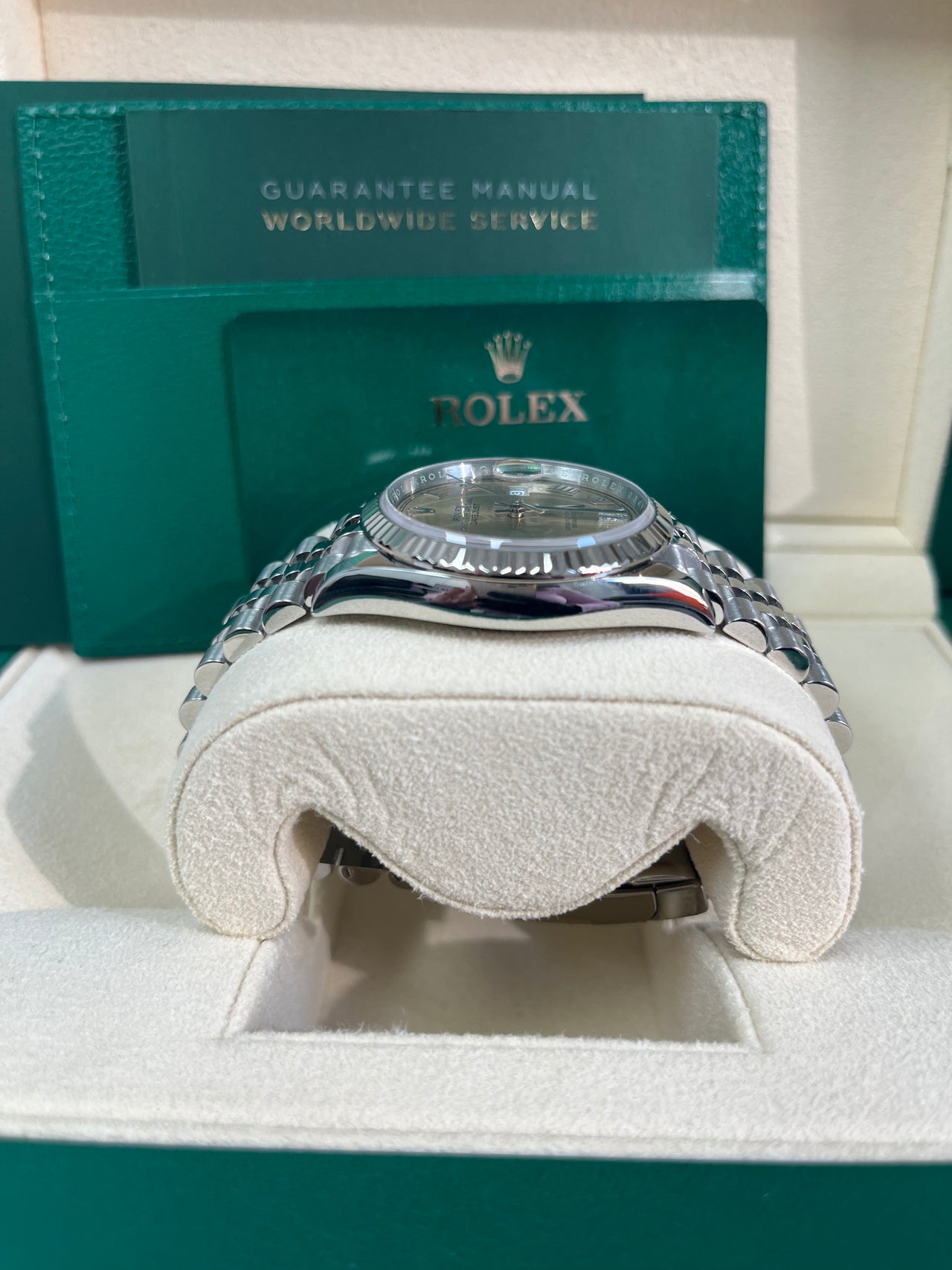 Rolex Datejust 36 Jubilee Pink Roman Dial Ladies (Reference 126234) - Image 4