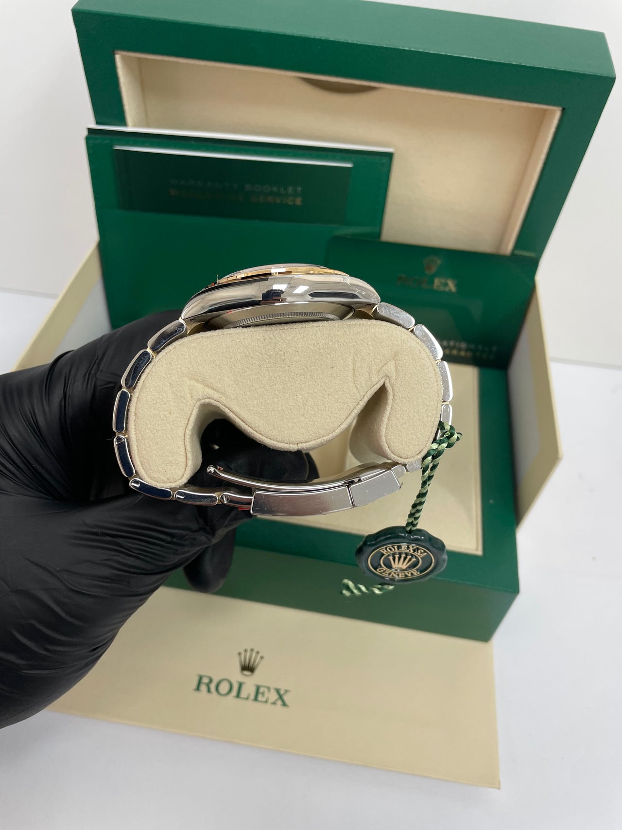 Rolex Daytona 40mm Yellow Rolesor Cosmograph White Index Dial (Ref #116503) - Image 5
