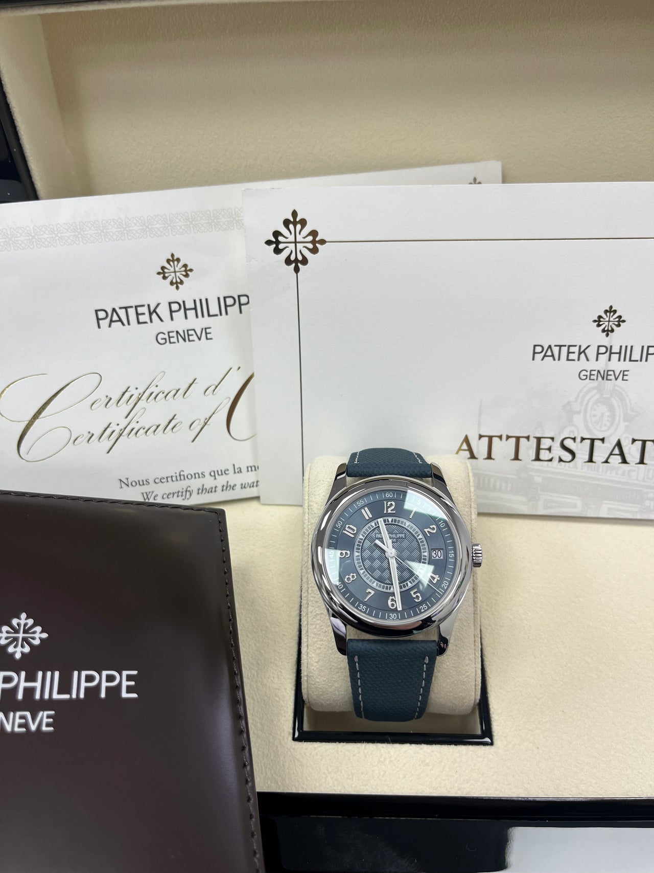 Patek Philippe Calatrava LIMITED-EDITION 6007A-001 - Image 2