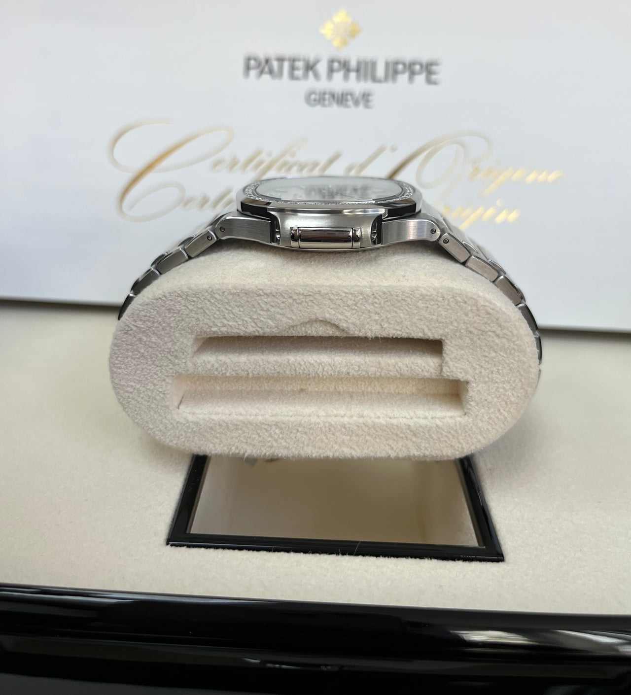 Patek Philippe Nautilus Diamond Bezel Silver Index Dial Reference #7118/1200A-010 - Image 6