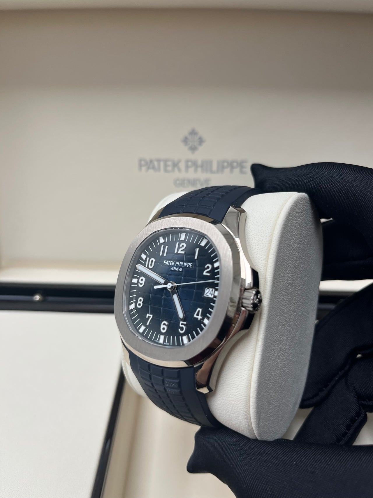 DATE. SWEEP SECONDS. White gold 5168G-001 - Image 7