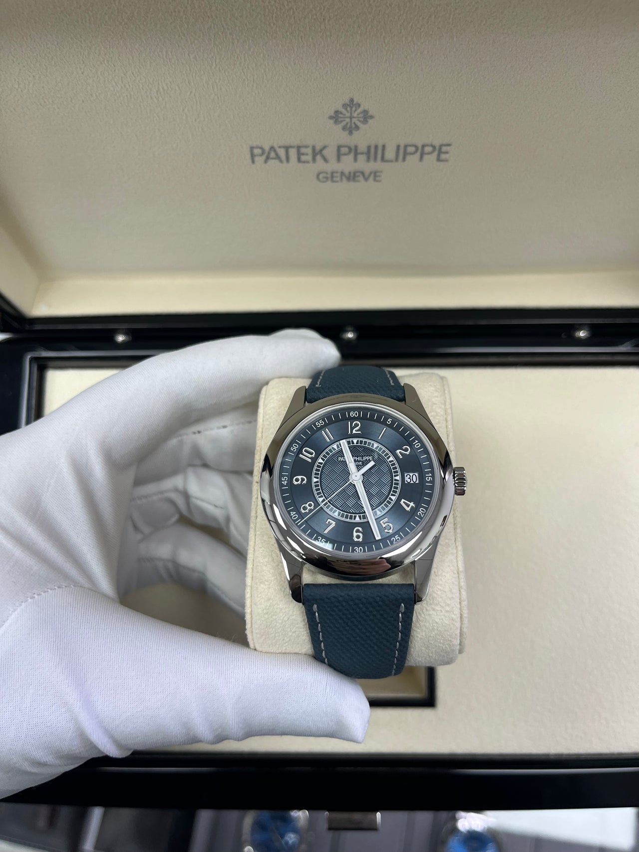 Patek Philippe Calatrava LIMITED-EDITION 6007A-001 - Image 17