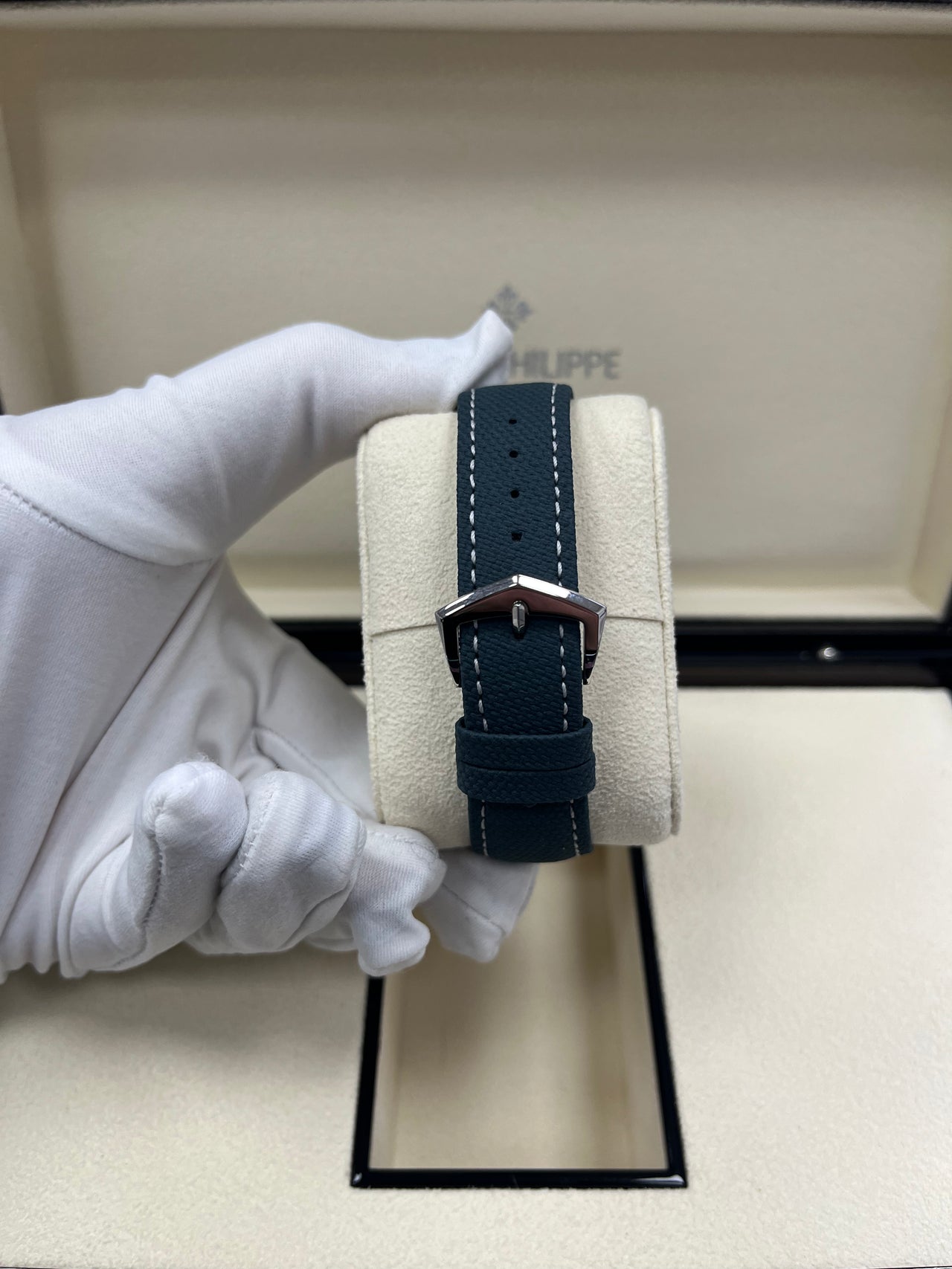 Patek Philippe Calatrava LIMITED-EDITION 6007A-001 - Image 6