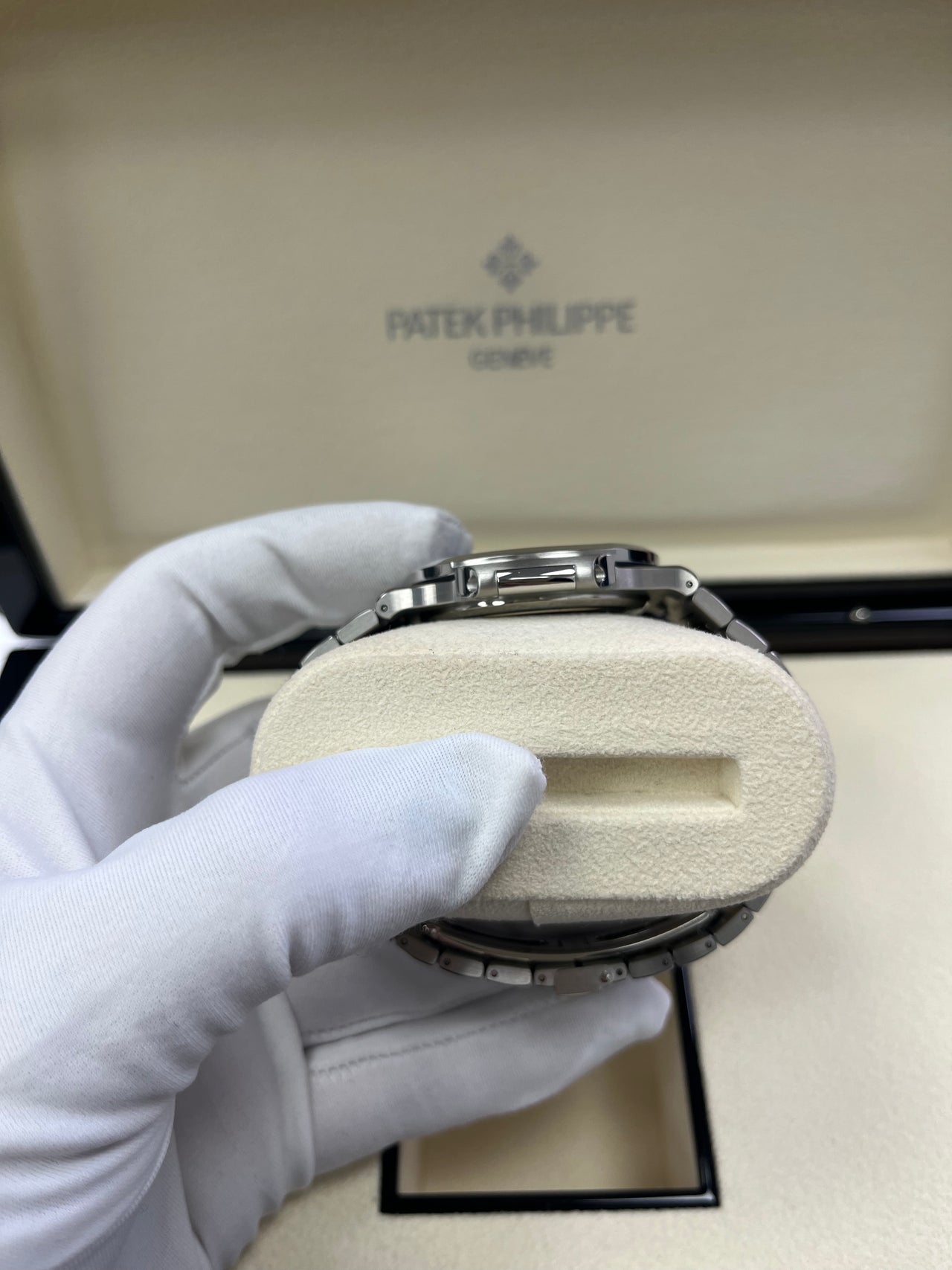 Patek Philippe Nautilus Green Dial Ref # 5711/1300A-001 - Image 9