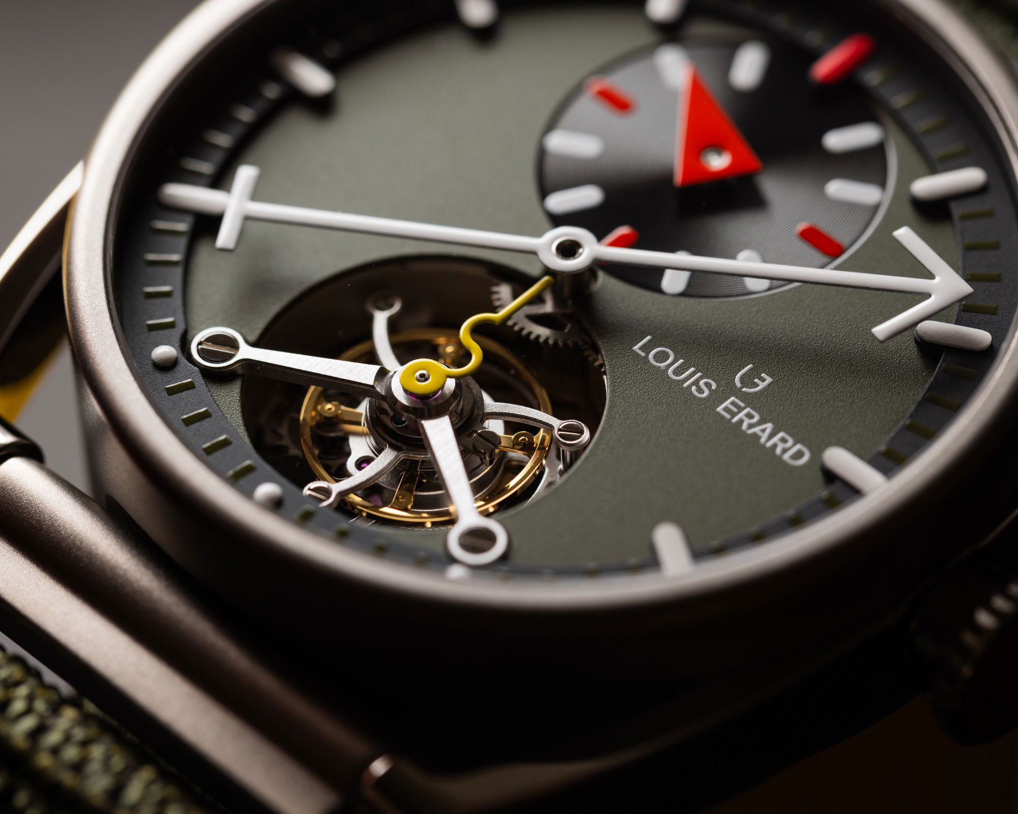 Excellence Le Régulateur Tourbillon Louis Erard x Alain Silberstein Khaki Box Set - Image 9