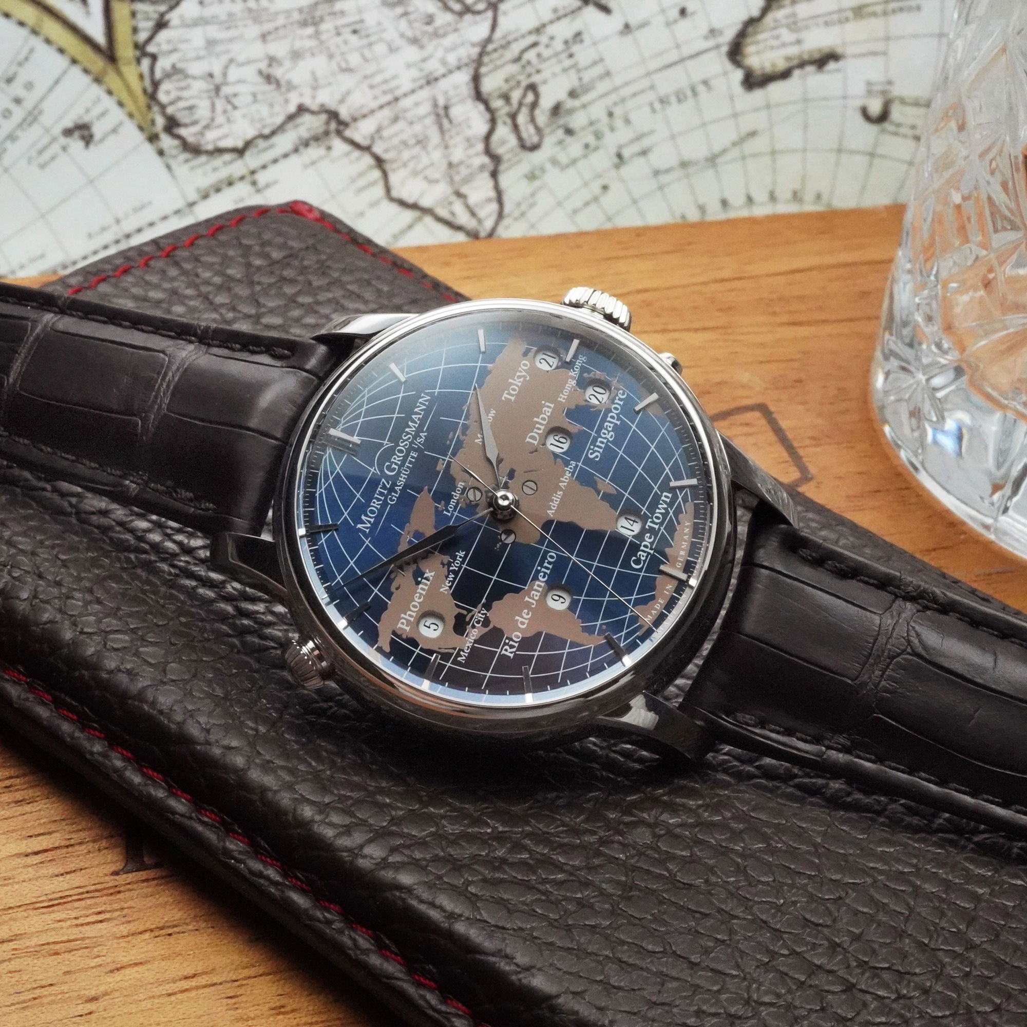 Universalzeit Stainless Steel - Image 5