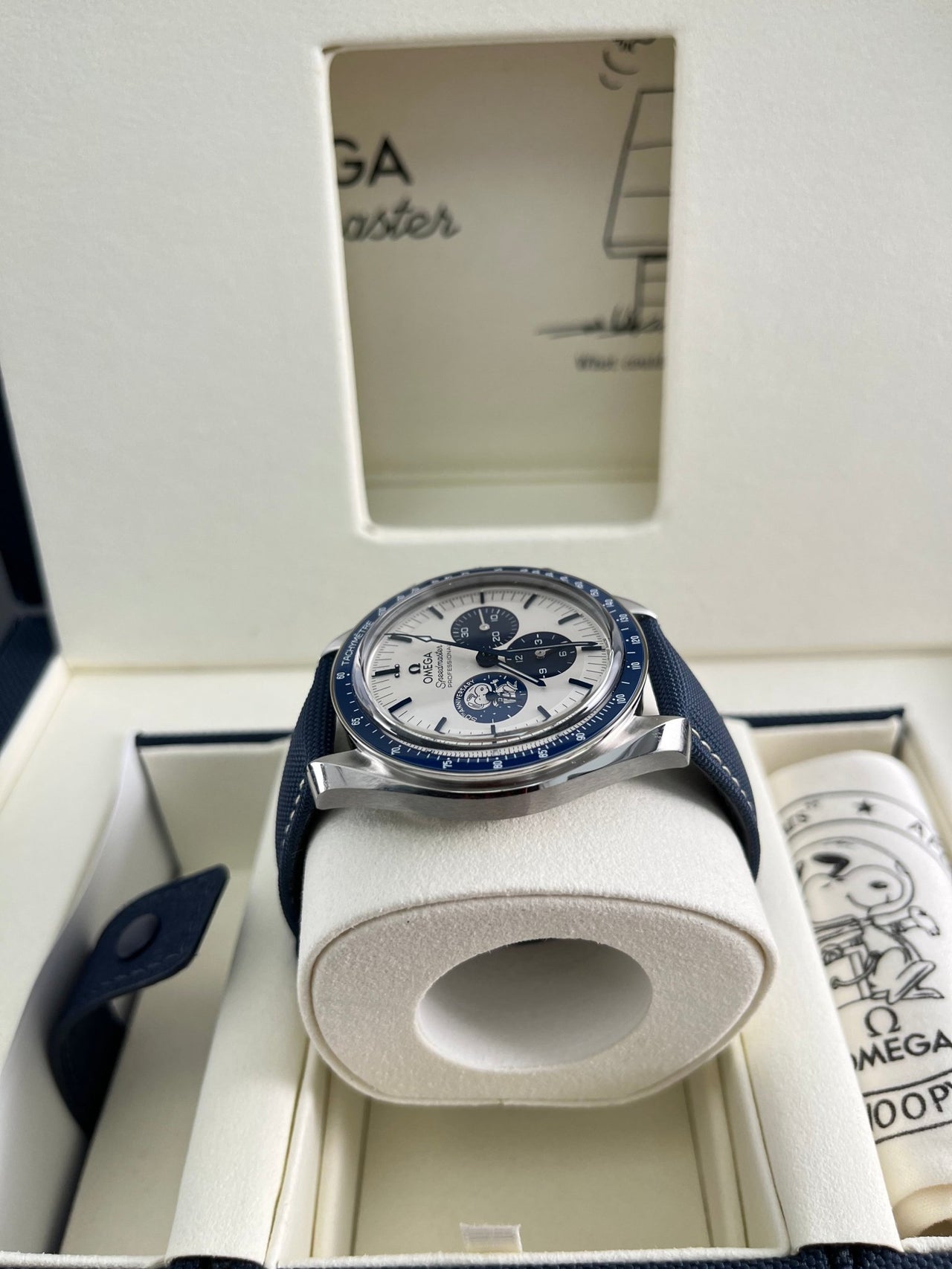 Omega SPEEDMASTER ANNIVERSARY SERIES 42 mm, steel on coated nylon fabric strap 310.32.42.50.02.001 - Image 4