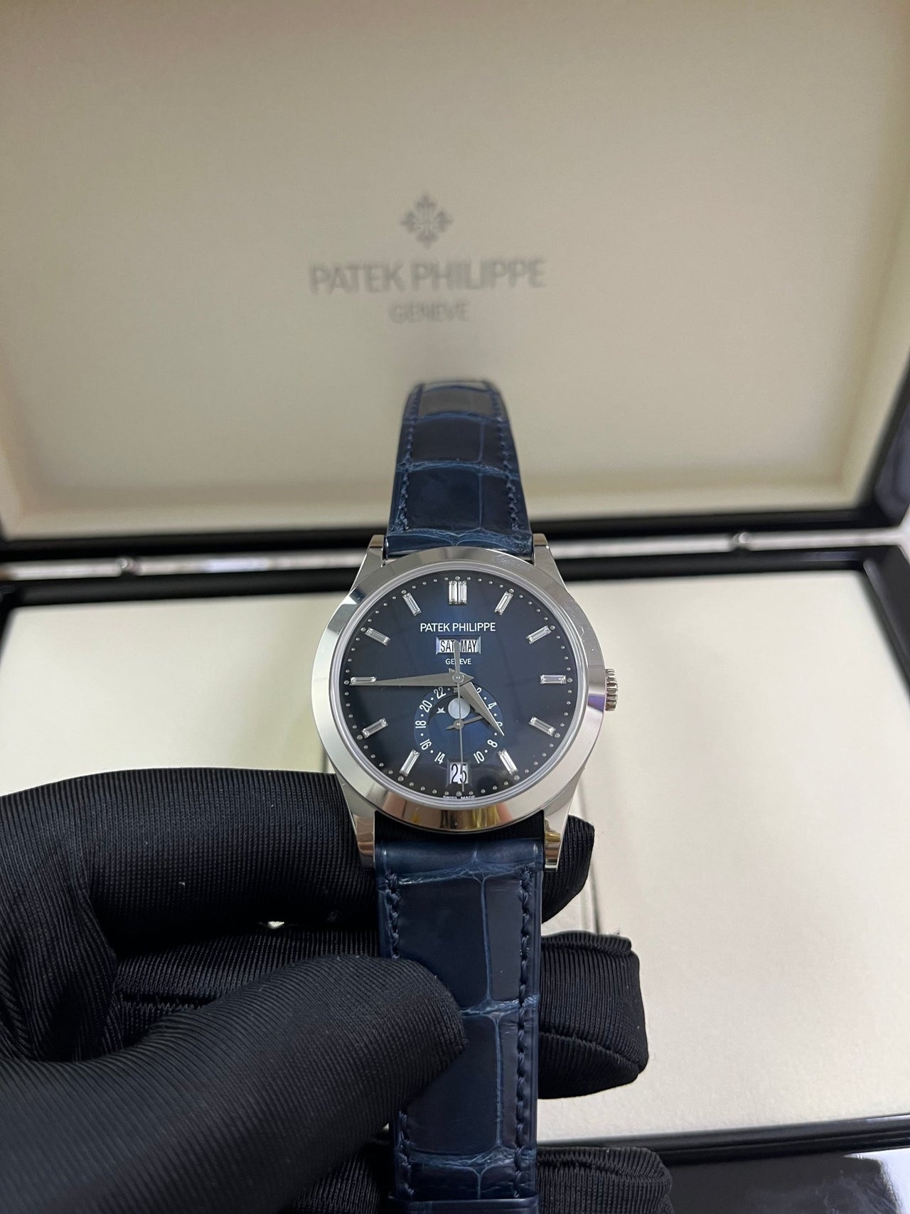 ANNUAL CALENDAR. MOON PHASES. White gold 5396G-017 - Image 6