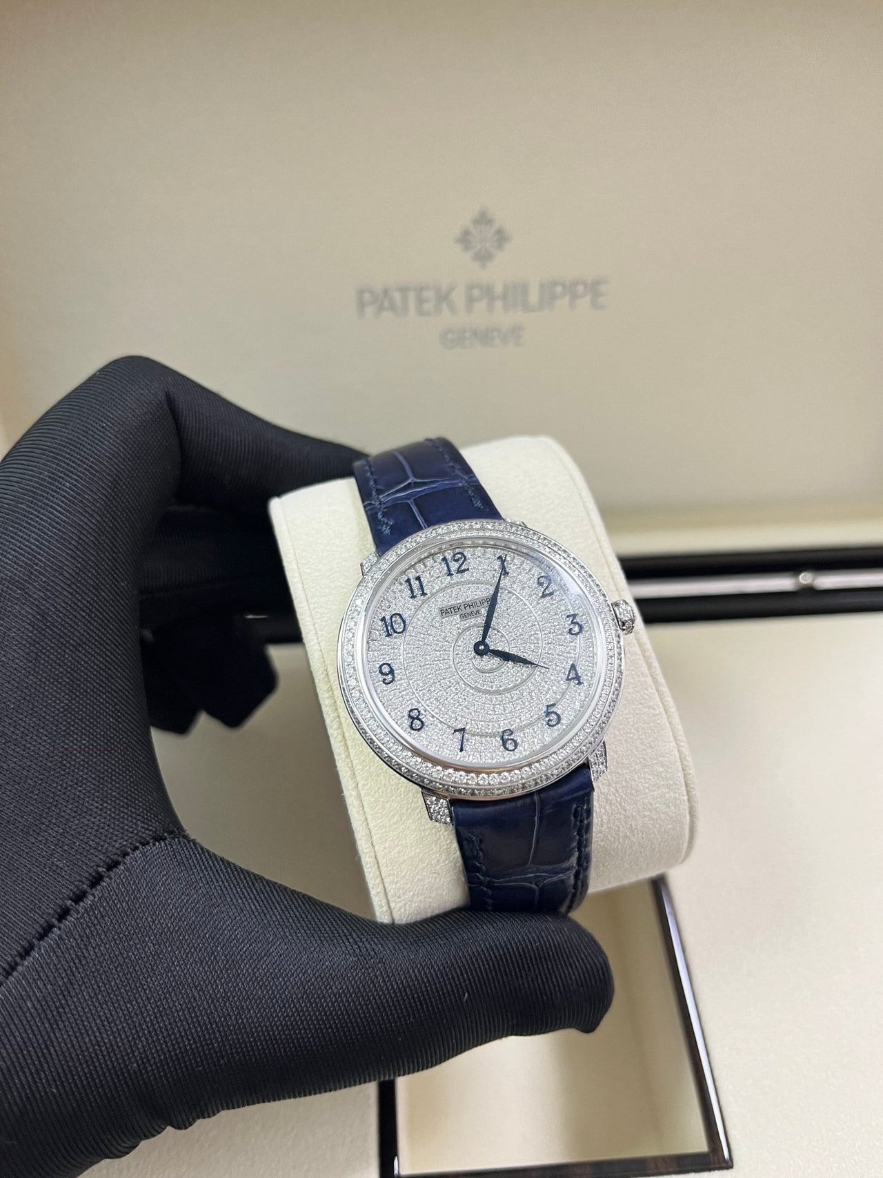 Patek Philippe Calatrava 4978/400G-001 - Image 8