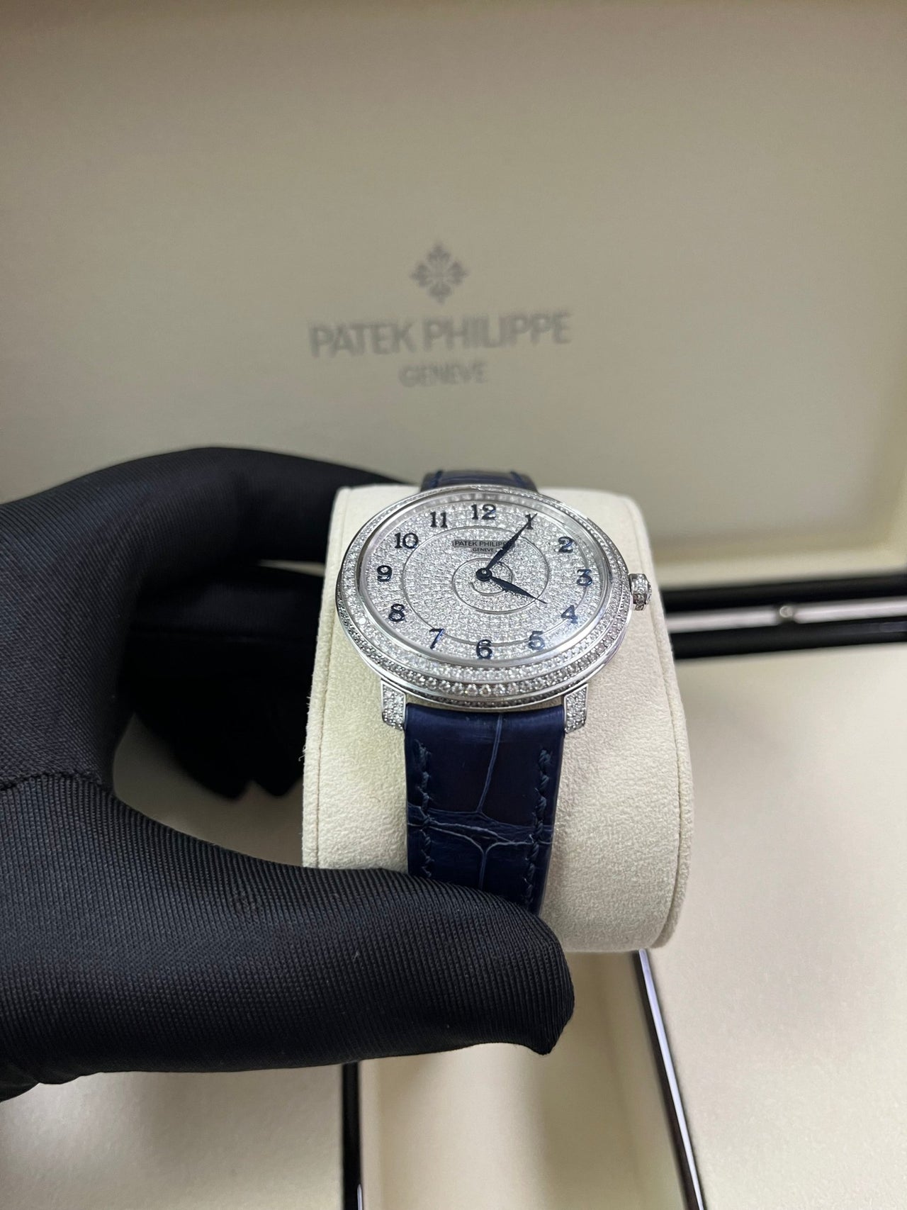 Patek Philippe Calatrava 4978/400G-001 - Image 10
