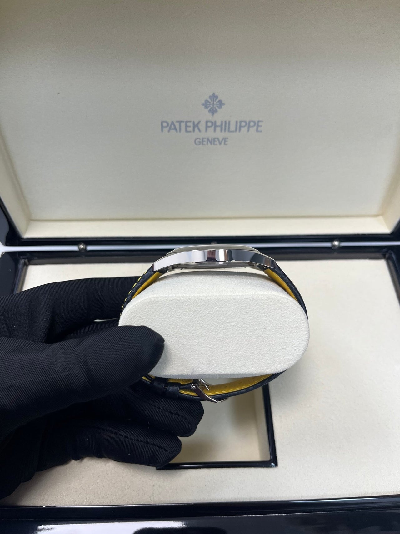 DATE. SWEEP SECONDS. White gold 6007G-001 - Image 6