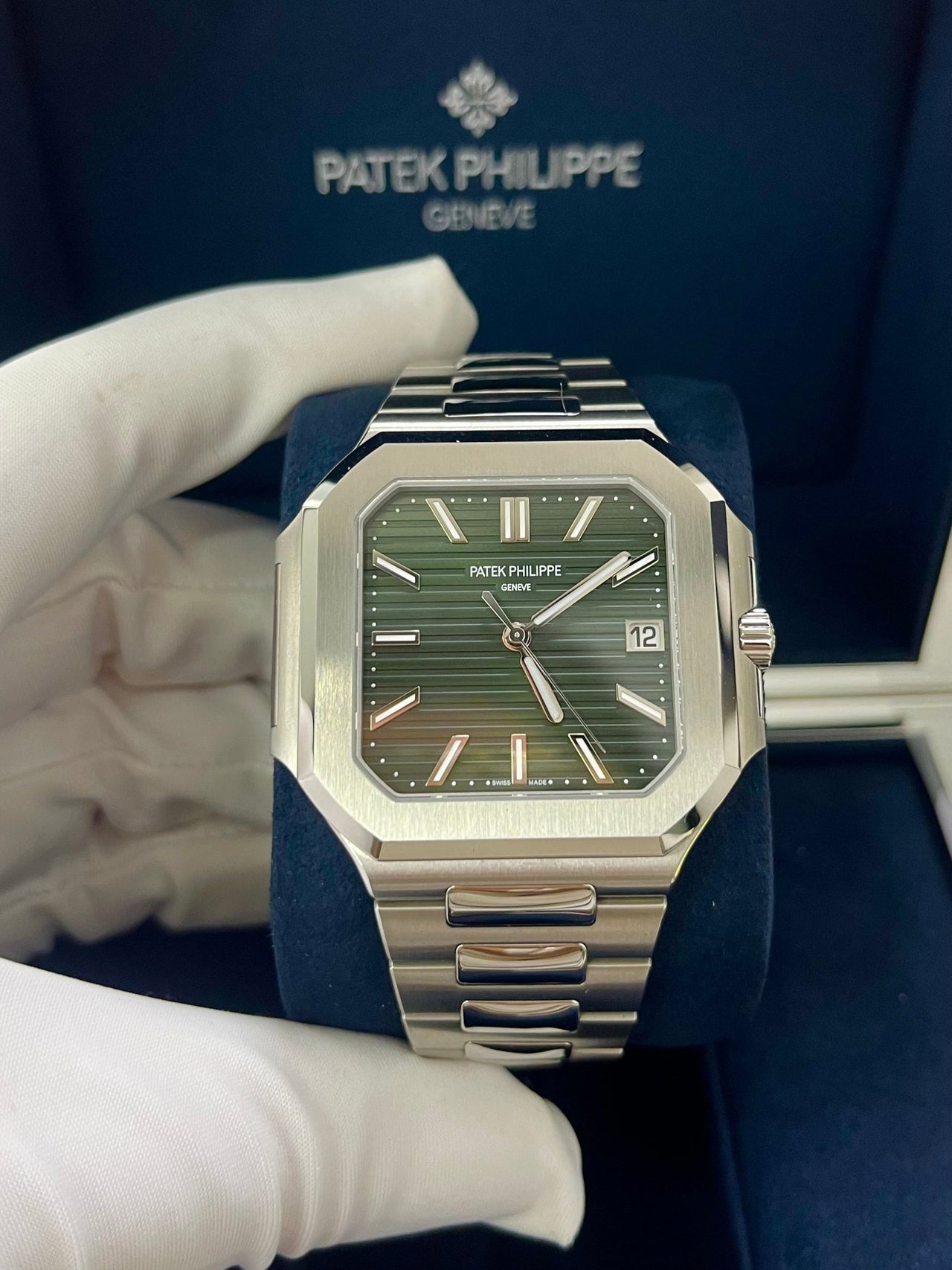 DATE. SWEEP SECONDS. Steel 5821/1A-001 - Image 17