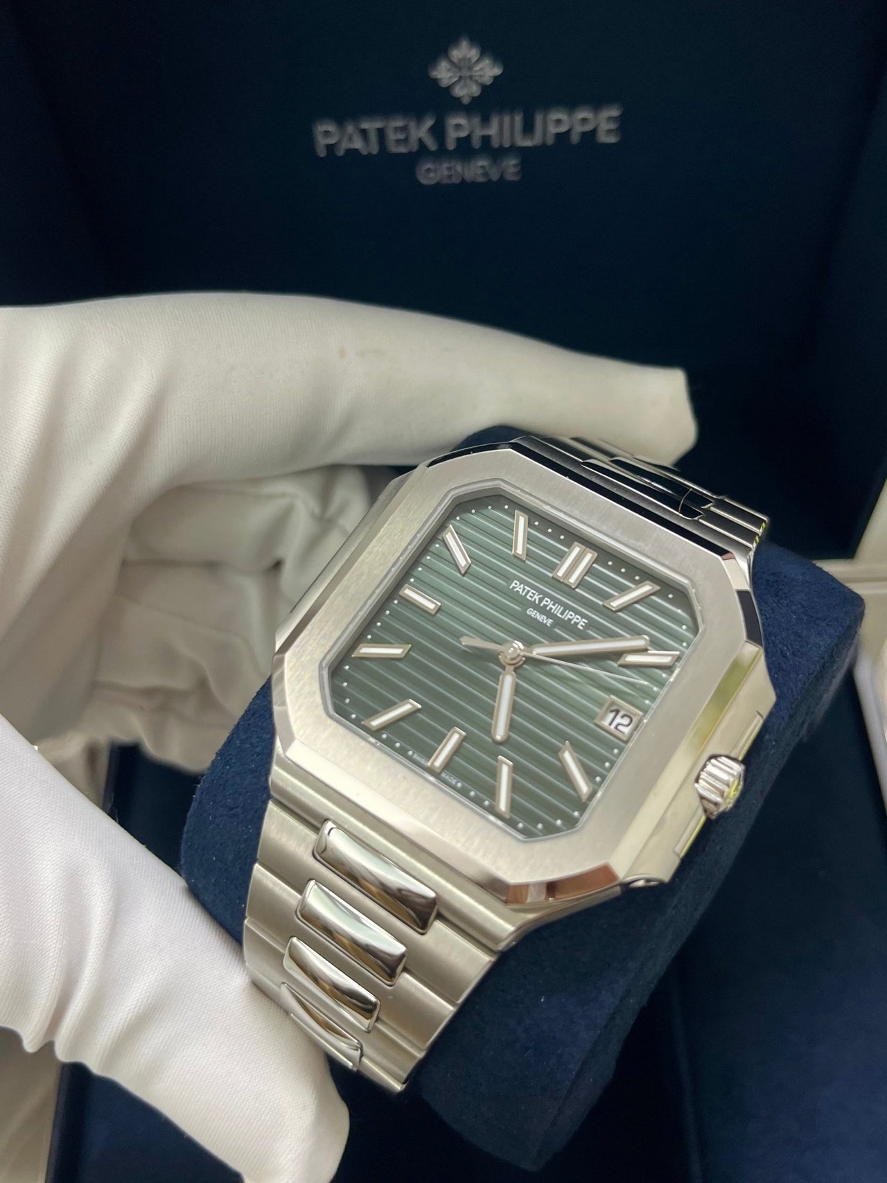 DATE. SWEEP SECONDS. Steel 5821/1A-001 - Image 13