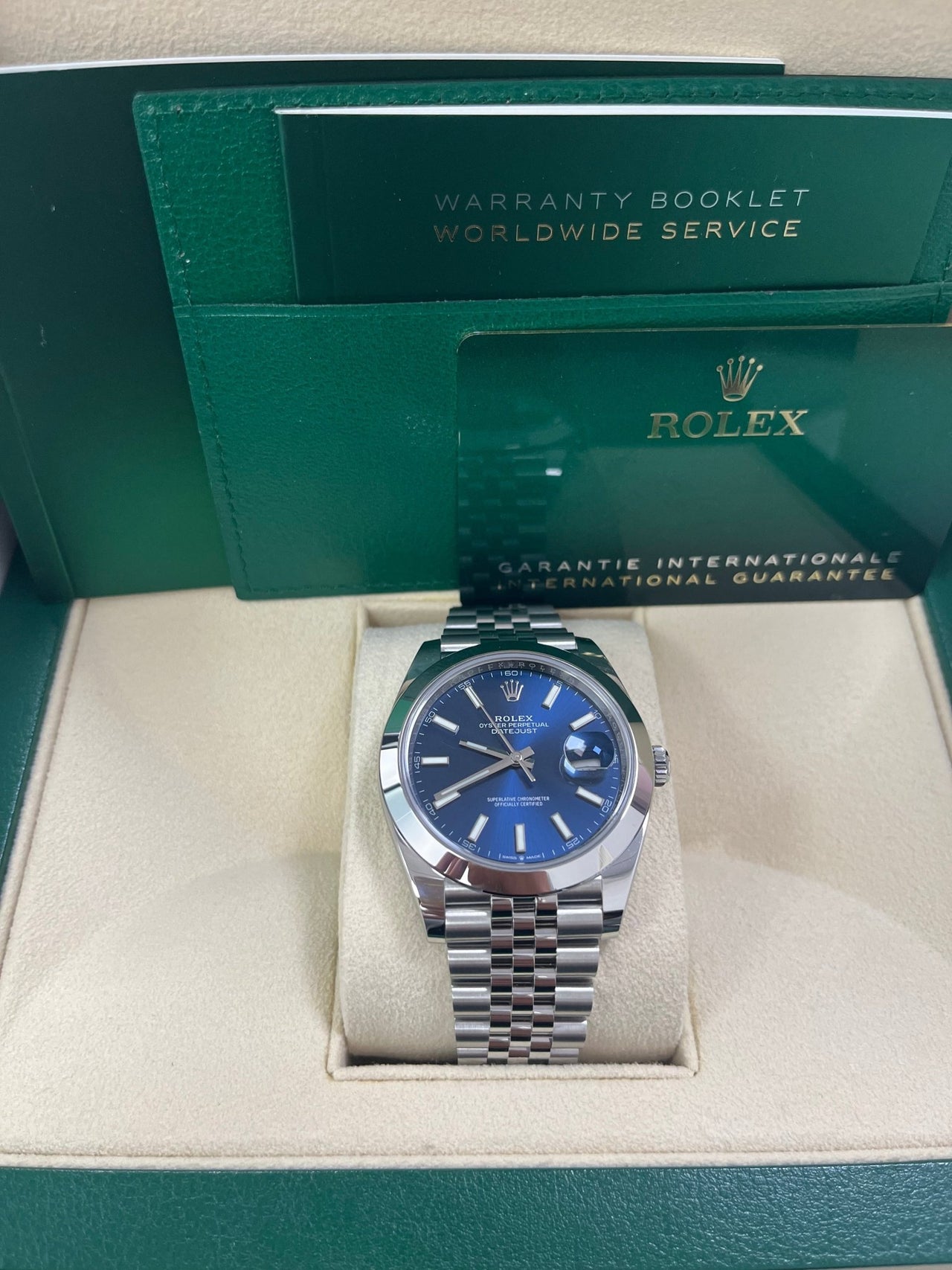 Rolex Datejust 41 41 mm Oystersteel 126300-0002 - Image 2