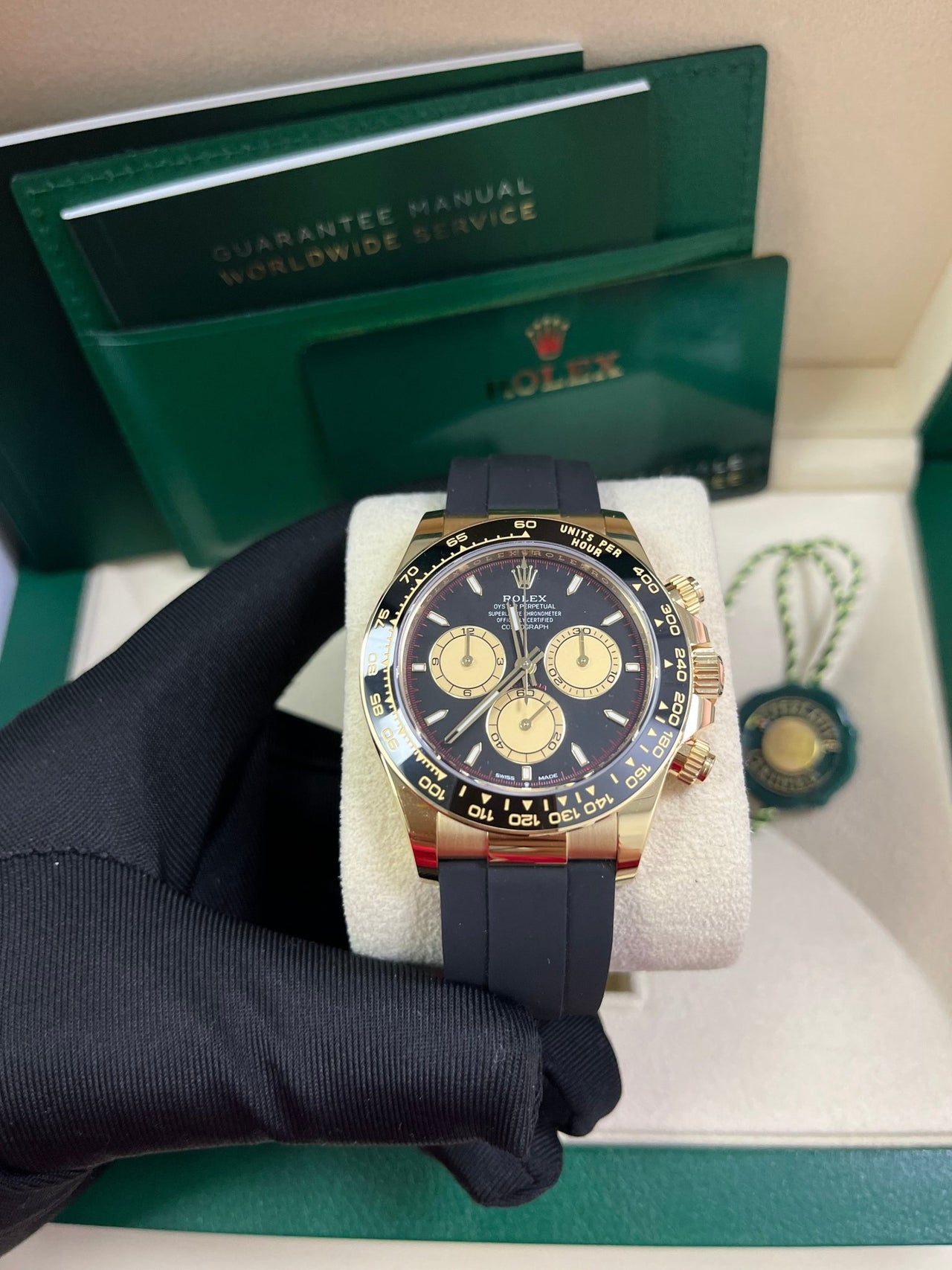 Rolex Daytona 18k Yellow Gold Paul Newman Dial 126518LN - Image 11
