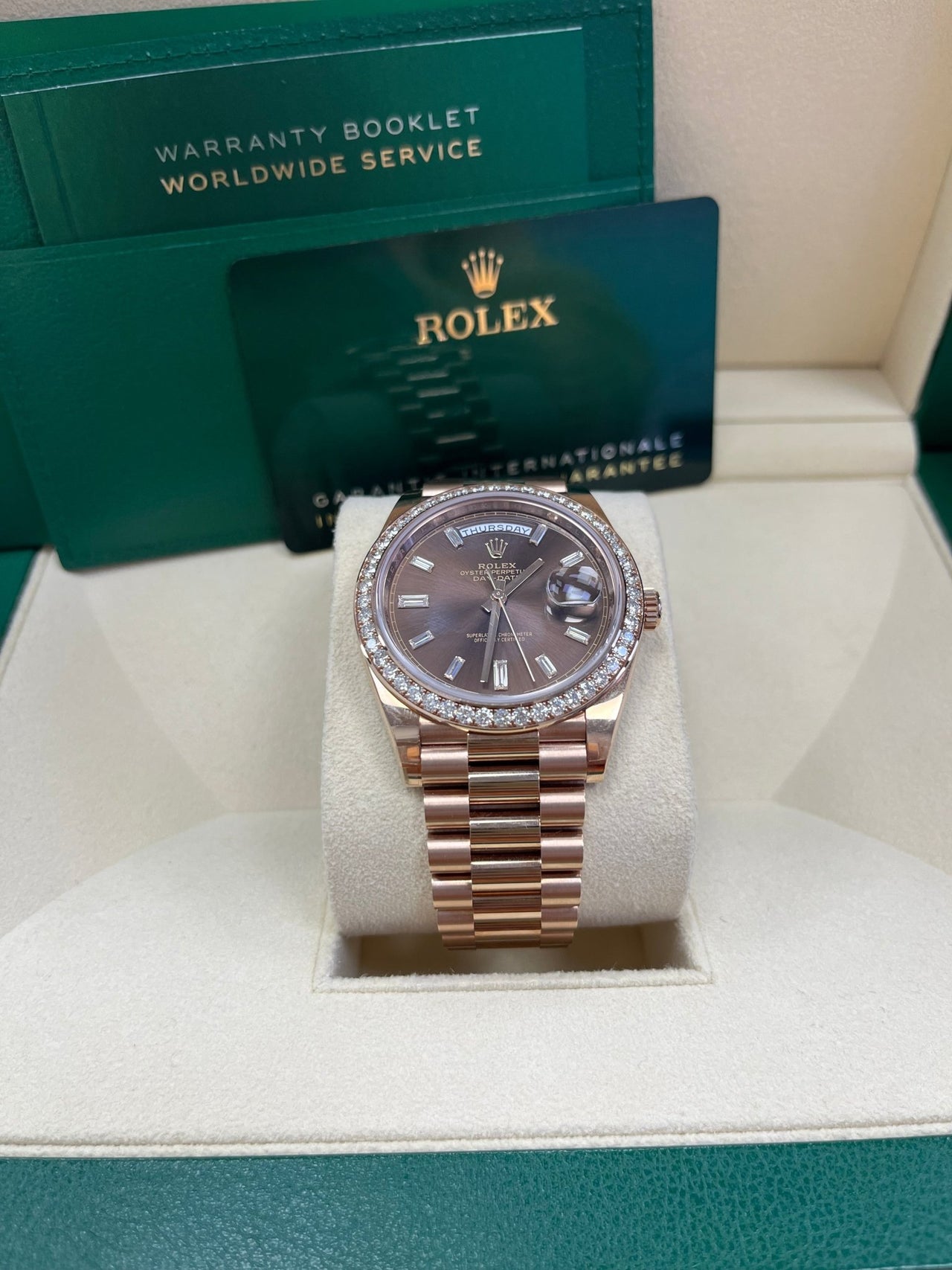 Rolex Day-Date 40 40 mm Everose gold and diamonds 228345rbr-0006 - Image 3