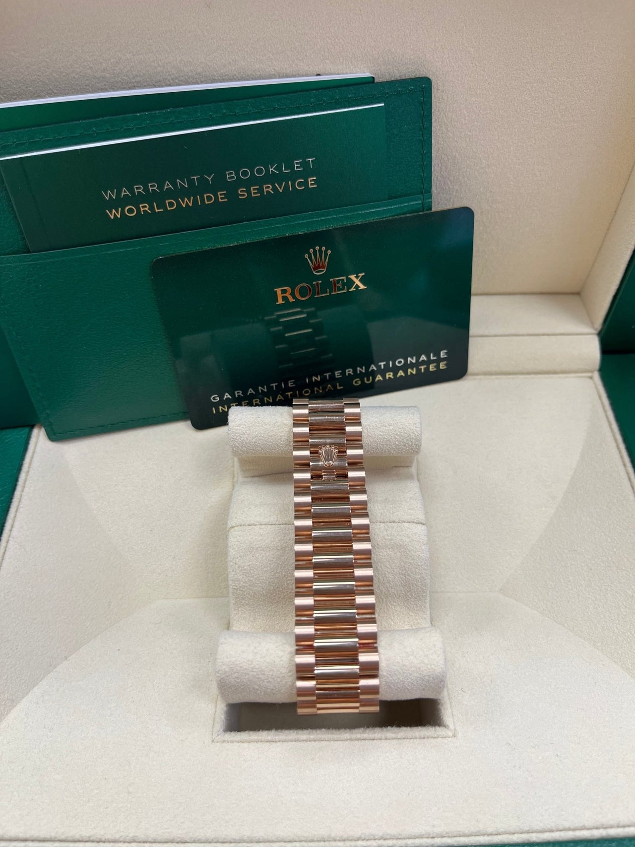 Rolex Day-Date 40 40 mm Everose gold and diamonds 228345rbr-0006 - Image 7
