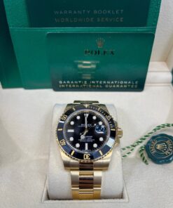 Alternative view of Rolex Submariner Date 41 mm yellow gold 126618ln-0002