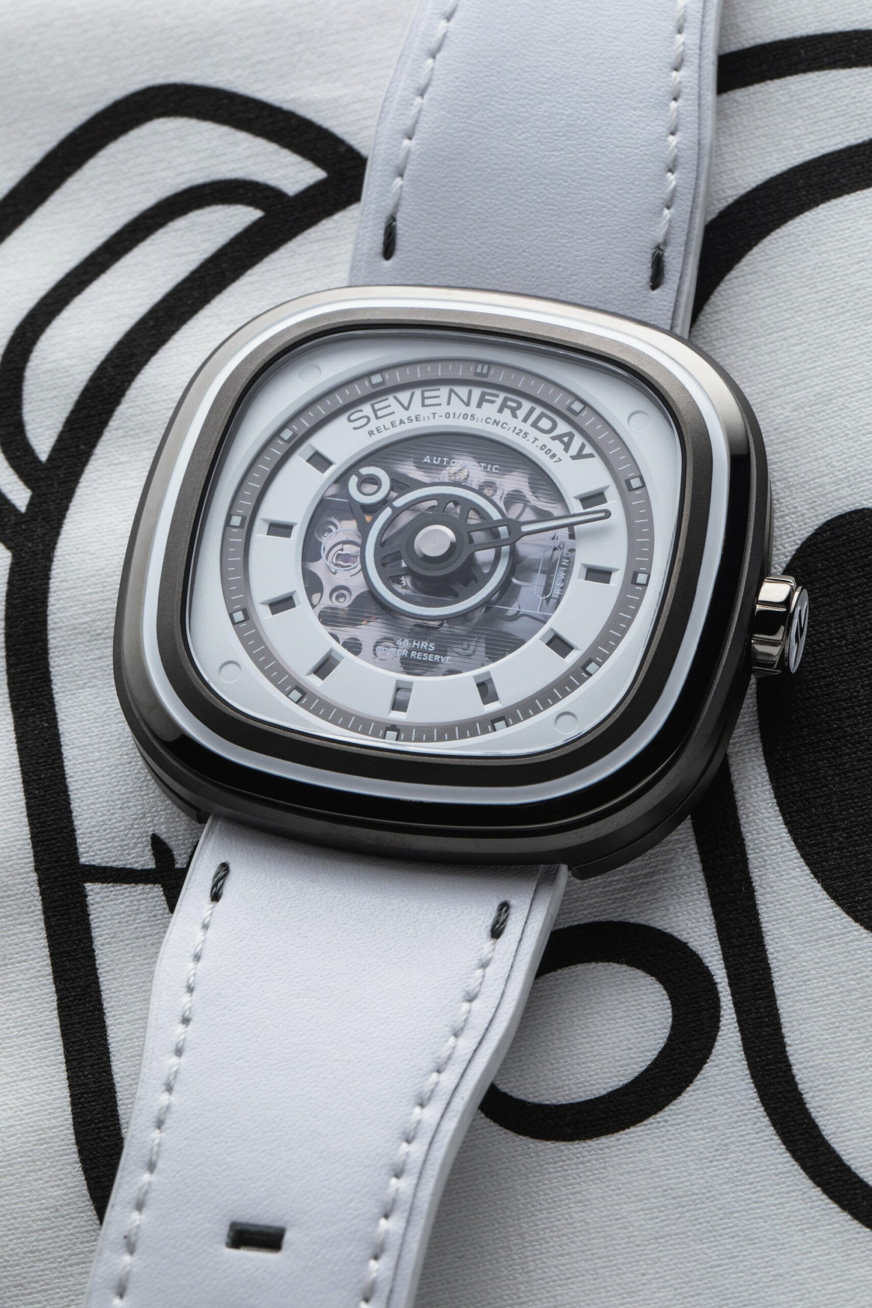 T1/05 “White T” - Image 5