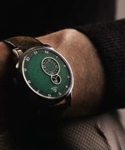 Alternative view of Nuit Fantastique Grained Green