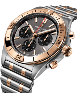 Alternative view of CHRONOMAT B01 42