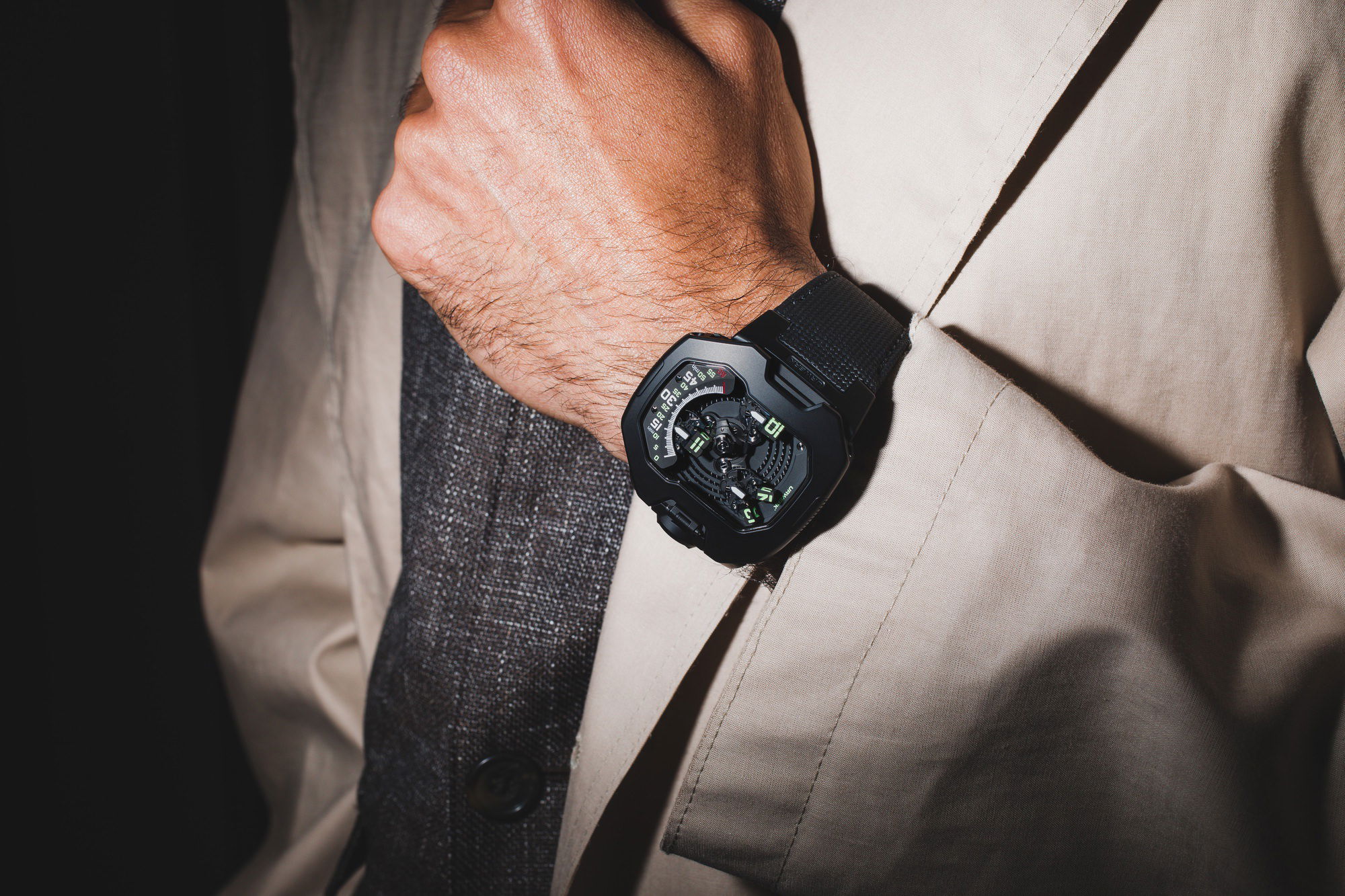 UR-120 Space Black - Image 3